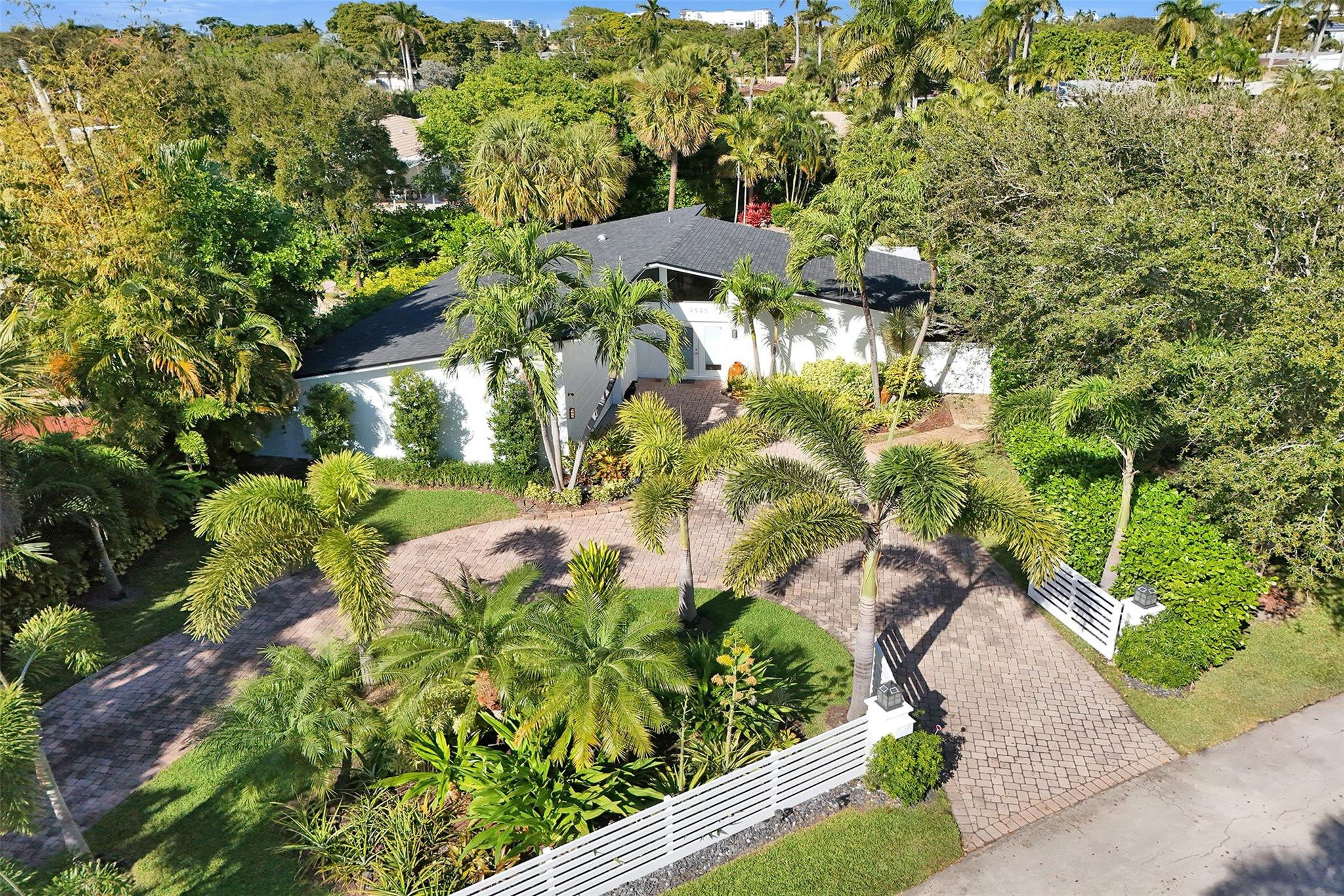 SANTA BARBARA ESTATES - Residential