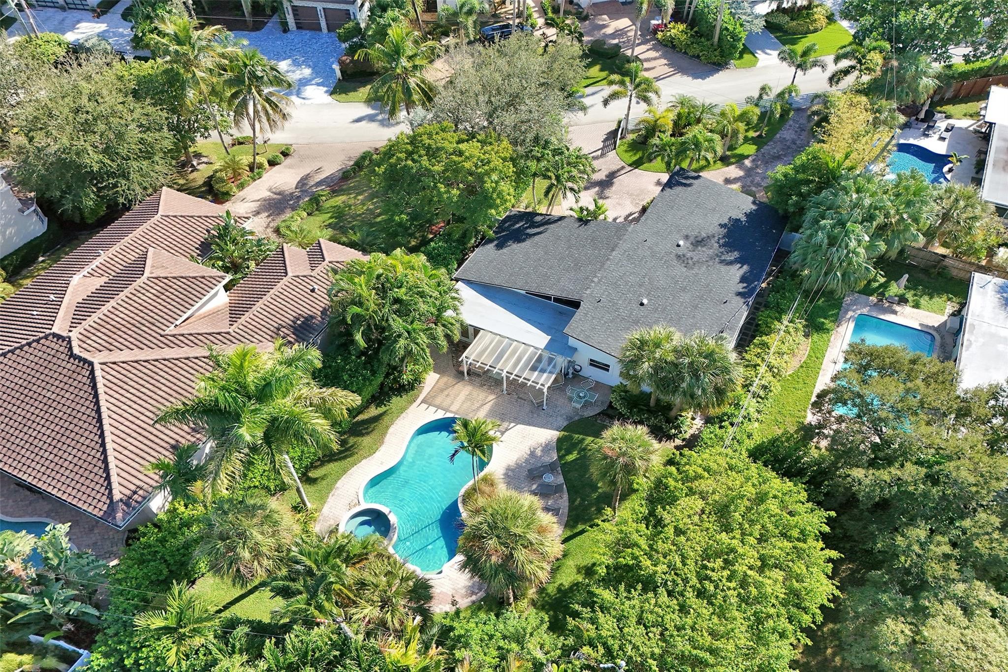 SANTA BARBARA ESTATES - Residential