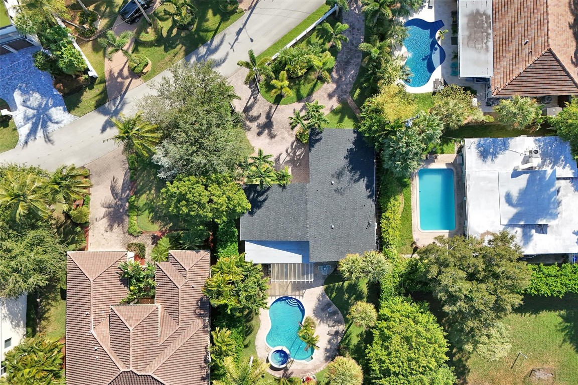 SANTA BARBARA ESTATES - Residential