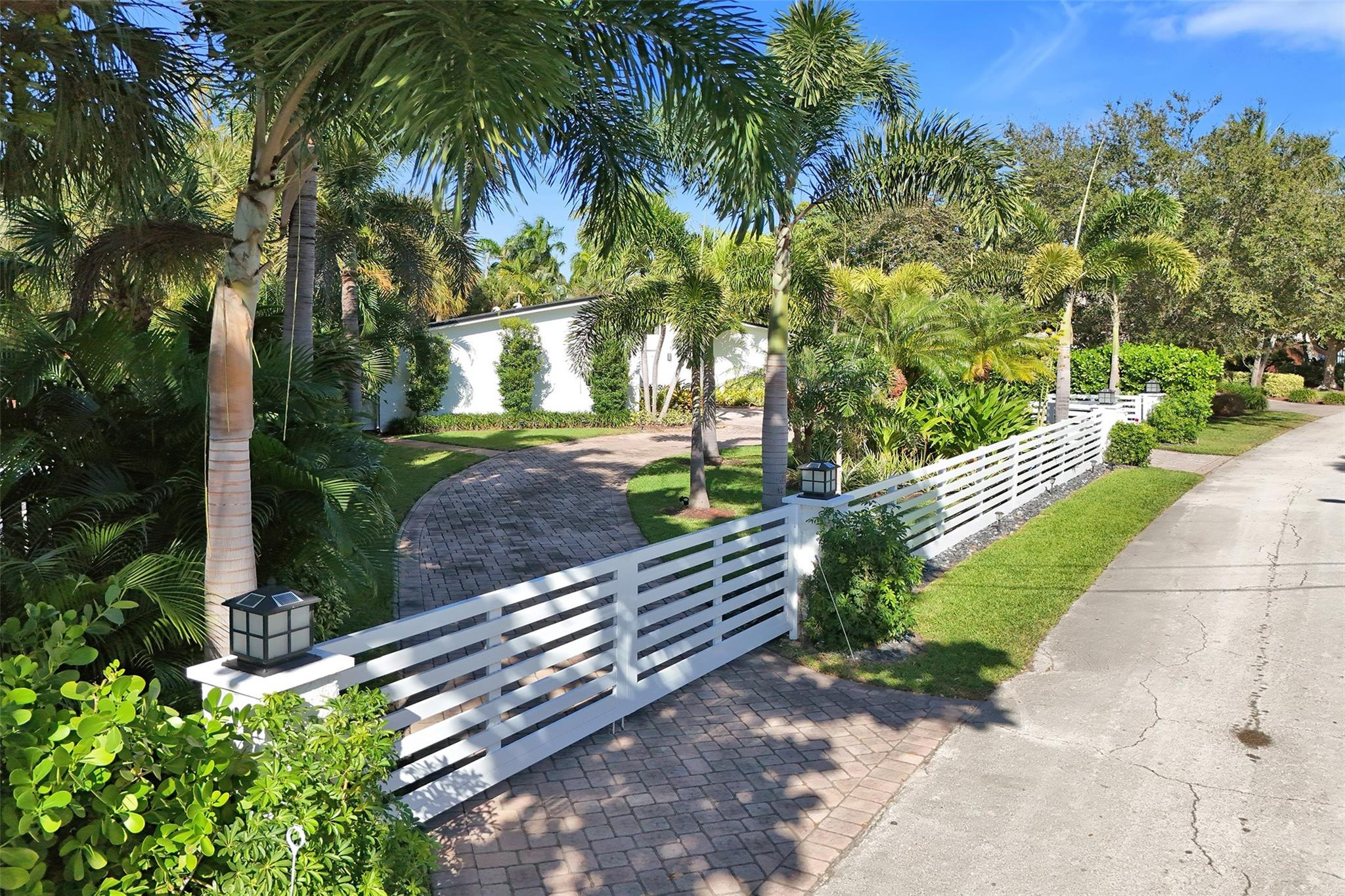 SANTA BARBARA ESTATES - Residential