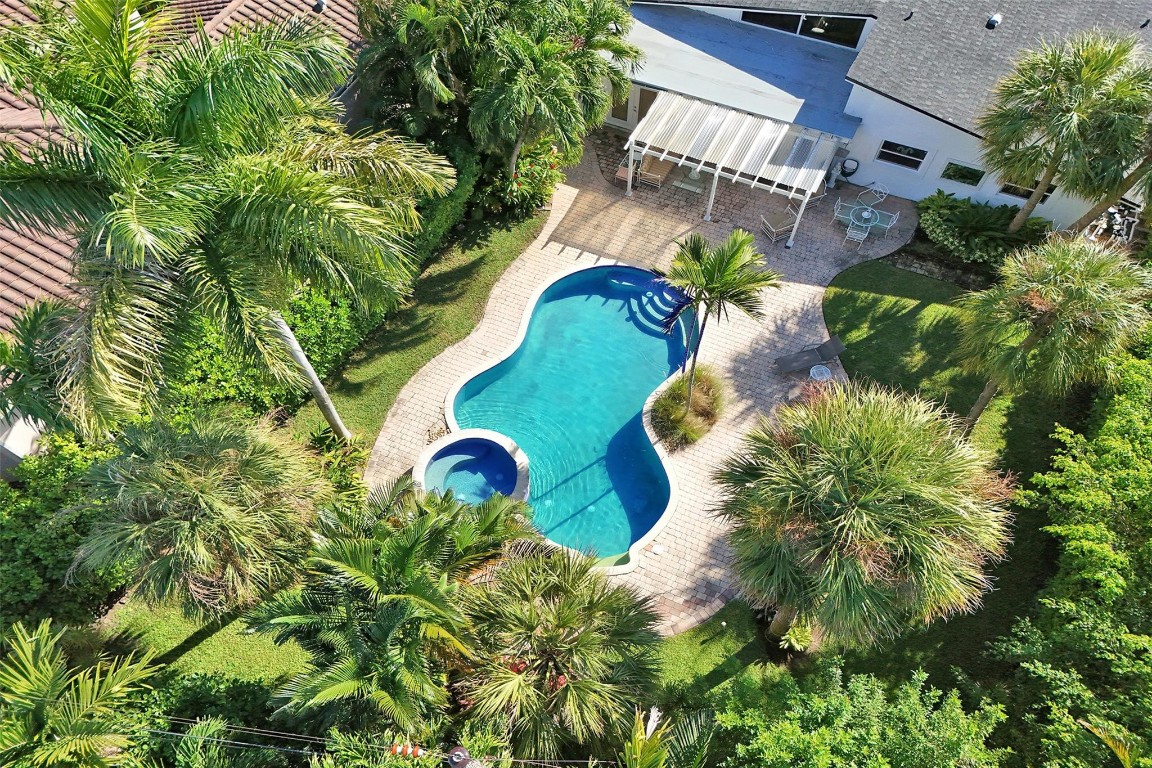 SANTA BARBARA ESTATES - Residential