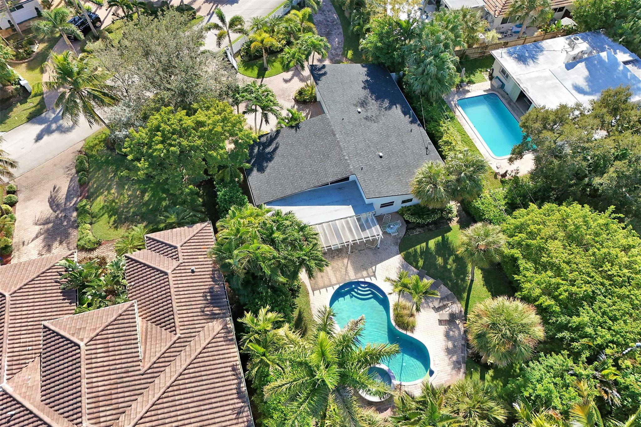 SANTA BARBARA ESTATES - Residential