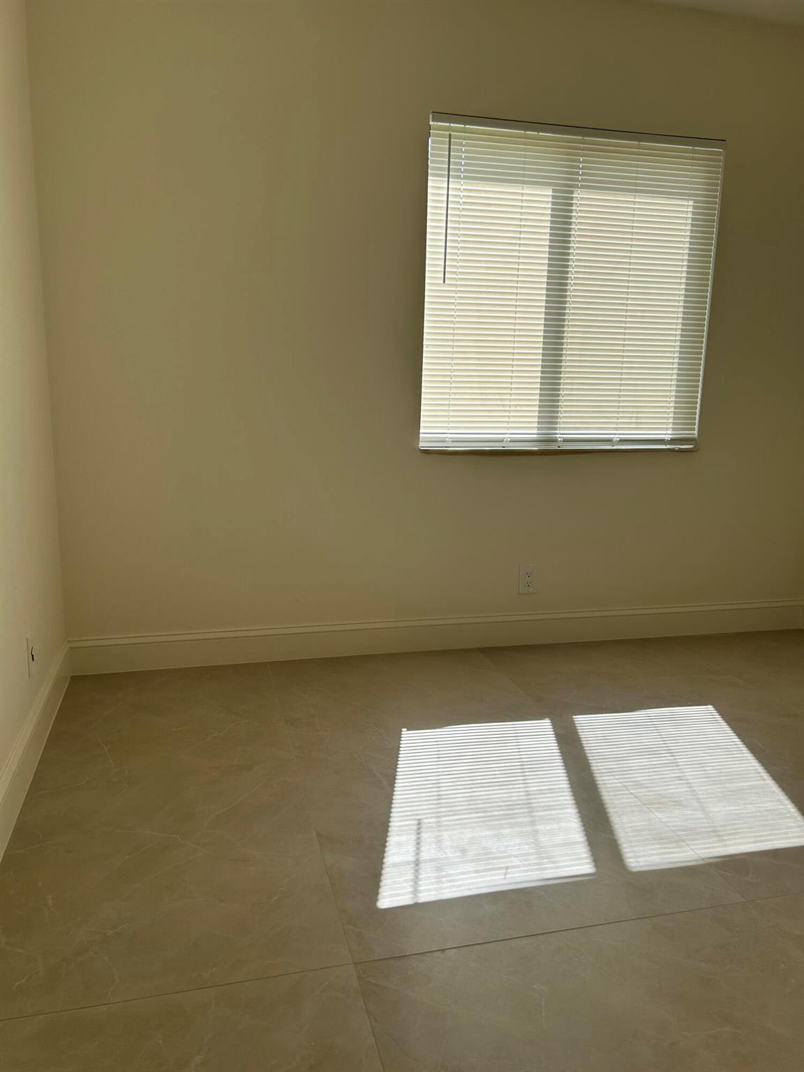 PINE RIDGE SOUTH II CONDO - Residential Lease