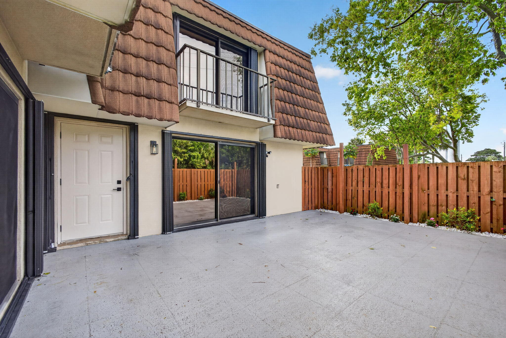 Properties 108 HERITAGE Way