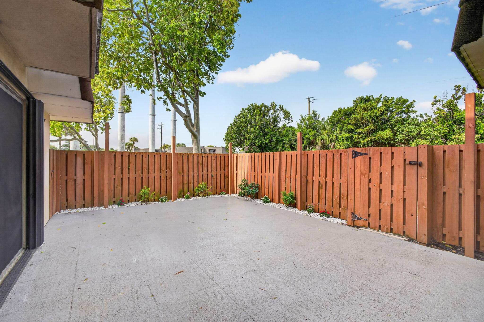 Properties 108 HERITAGE Way