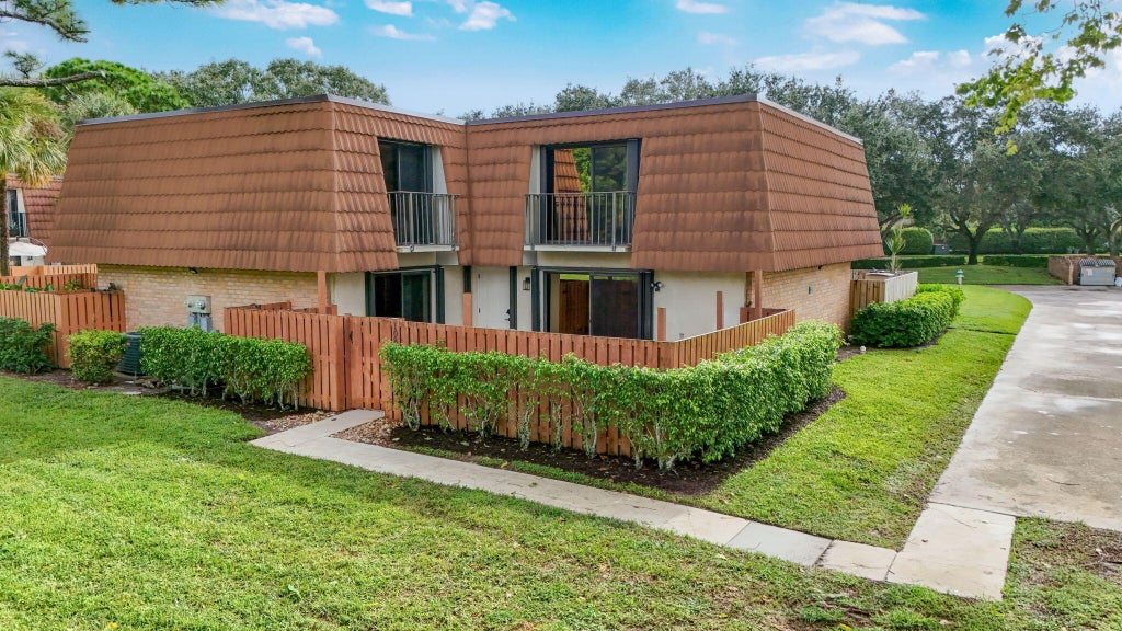 Photo of 108 HERITAGE Way, West Palm Beach, FL 33407 (MLS # B26083716)