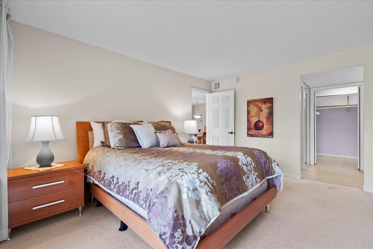 COLONY CONDO APTS IN OR16 - Residential Lease