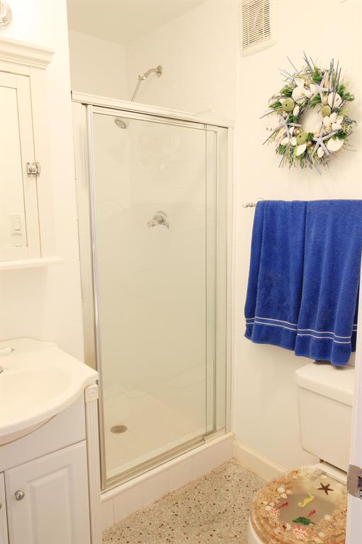 COLONNADES CONDOMINIUM NO 6 - Residential