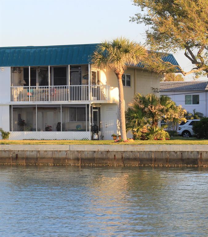 COLONNADES CONDOMINIUM NO 6 - Residential