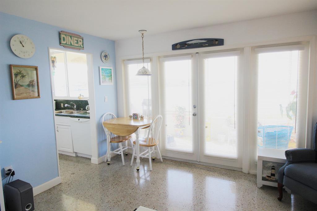 COLONNADES CONDOMINIUM NO 6 - Residential