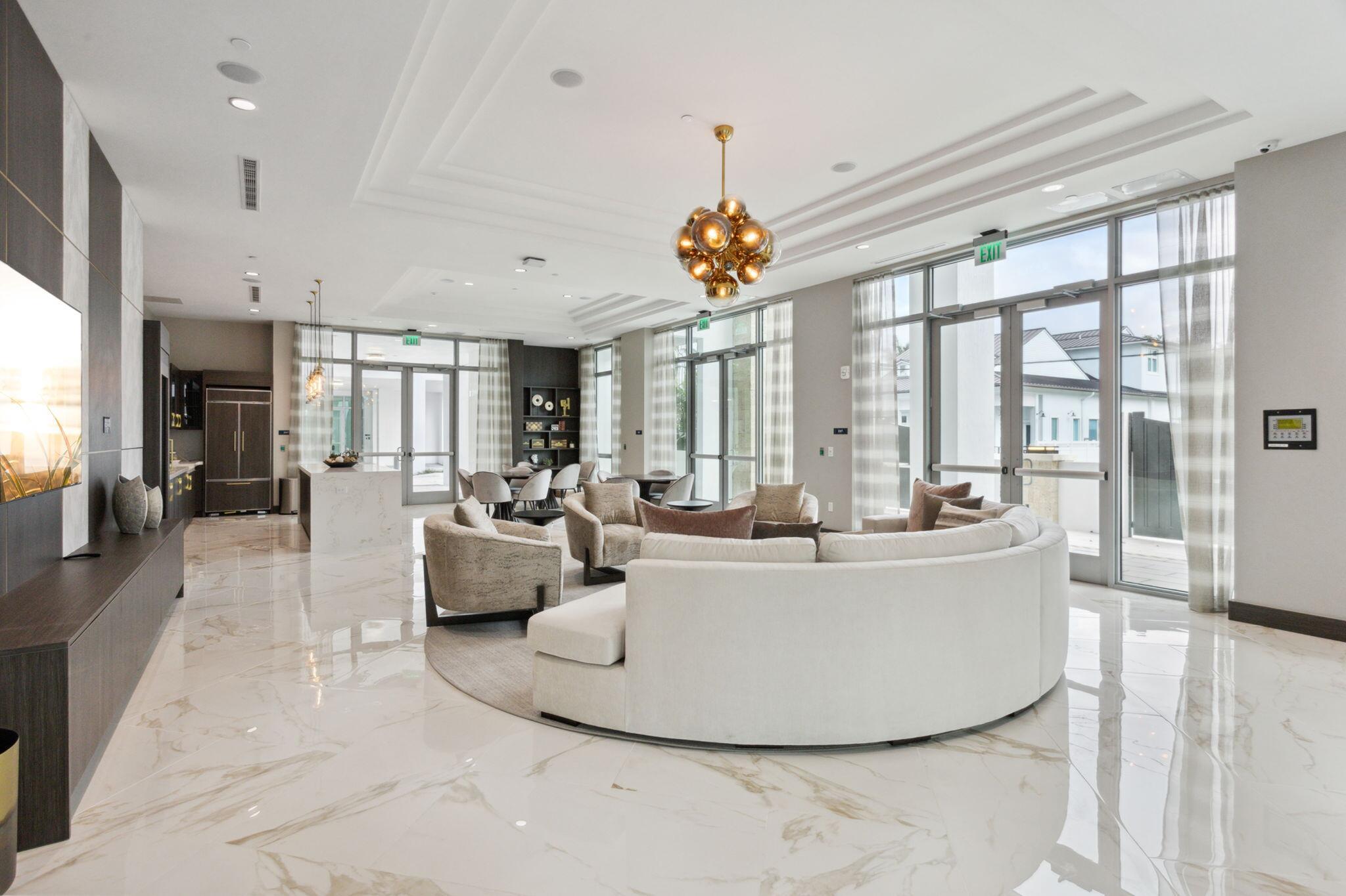 Royal Palm Residences - Residential