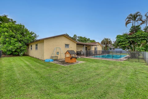 Tiny photo for 110 MEADOWLARK Drive, Royal Palm Beach, FL 33411 (MLS # B26083853)