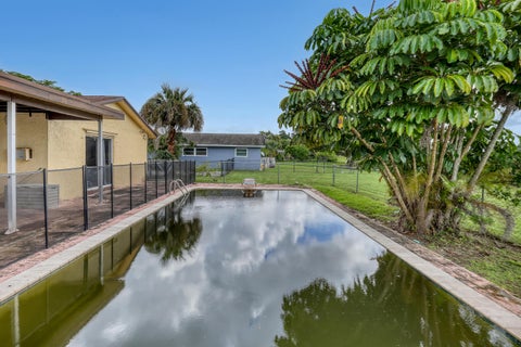 Tiny photo for 110 MEADOWLARK Drive, Royal Palm Beach, FL 33411 (MLS # B26083853)
