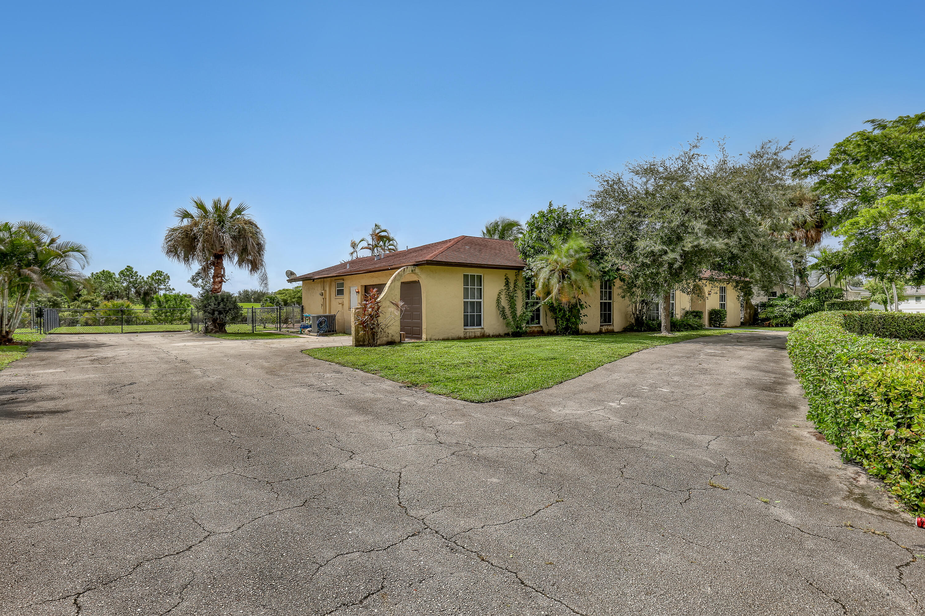 110 MEADOWLARK Drive