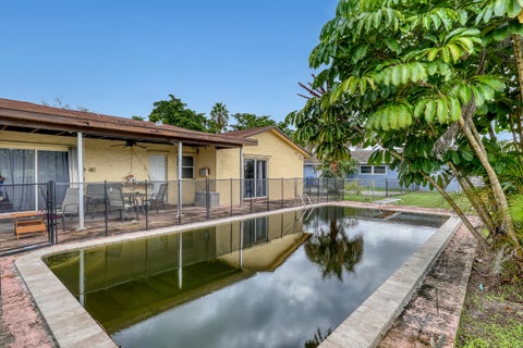 Tiny photo for 110 MEADOWLARK Drive, Royal Palm Beach, FL 33411 (MLS # B26083853)