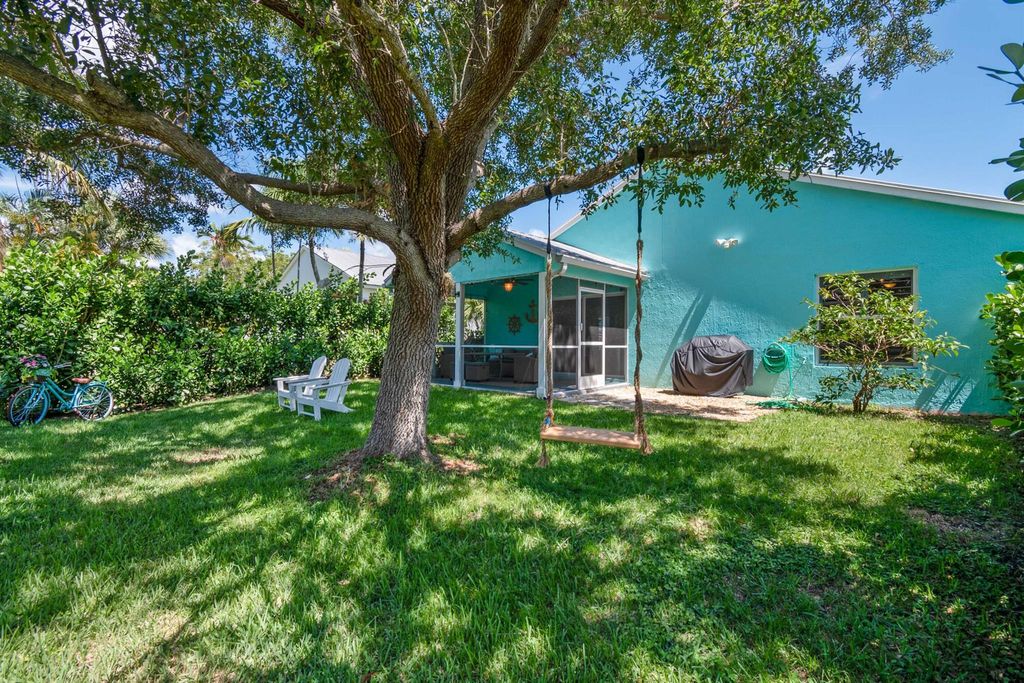 Photo of 104 Old Jupiter Beach Road, Jupiter, FL 33477 (MLS # R11126135)