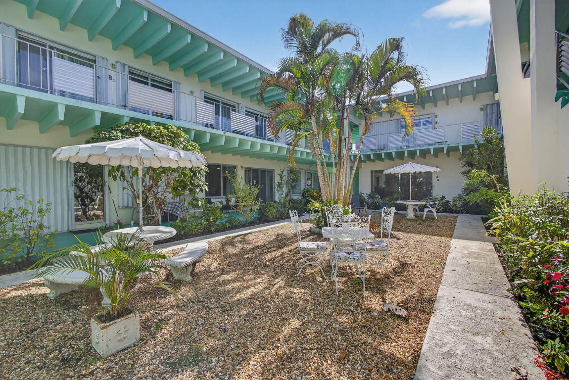 702 N Federal Highway A5