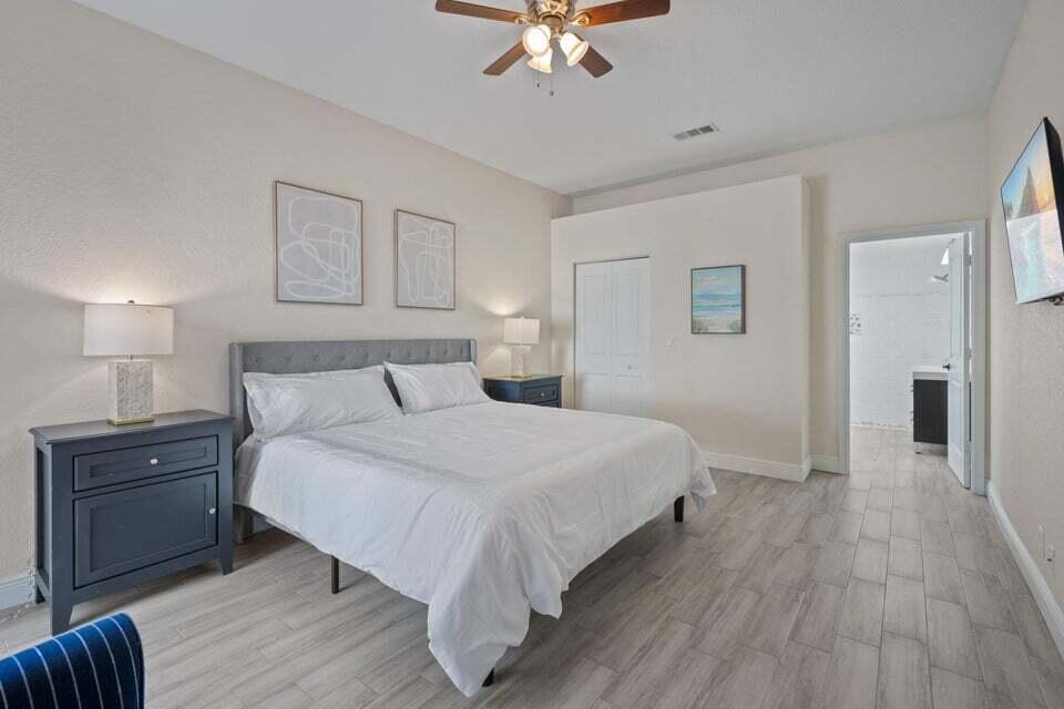 EMERALD FOREST OF WELLINGTON - Residential