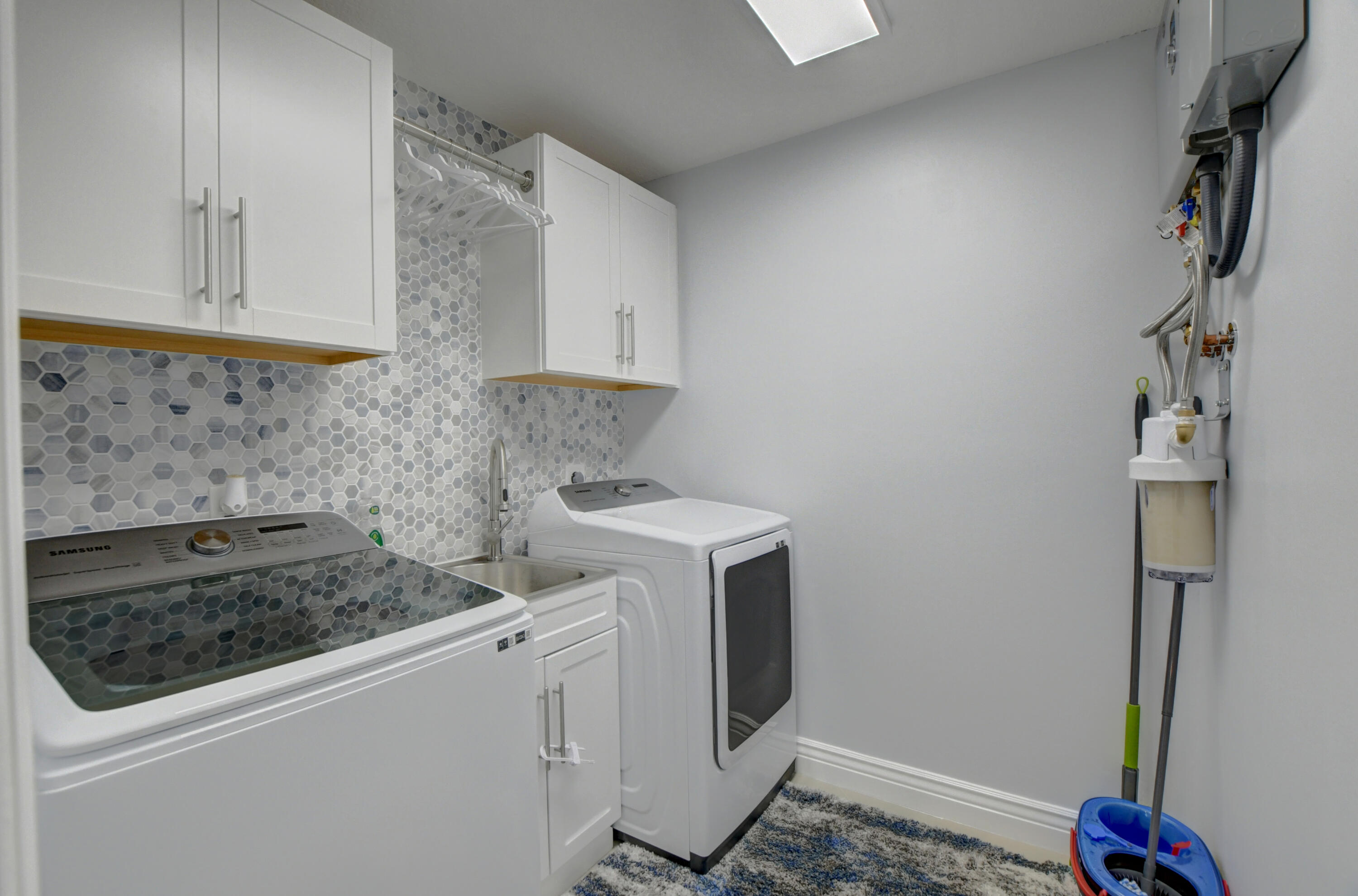 CYPRESS CREEK - Residential