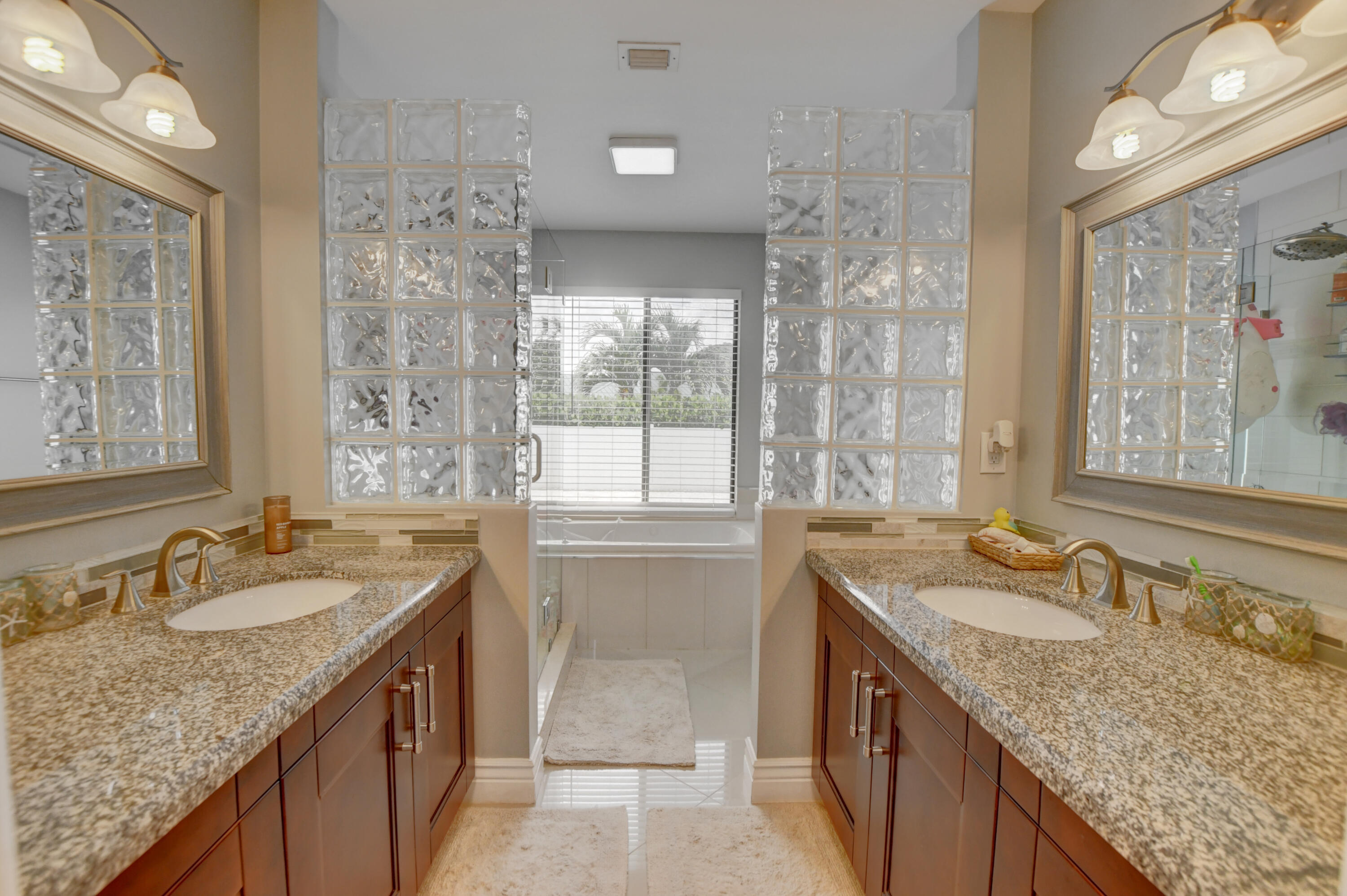 CYPRESS CREEK - Residential