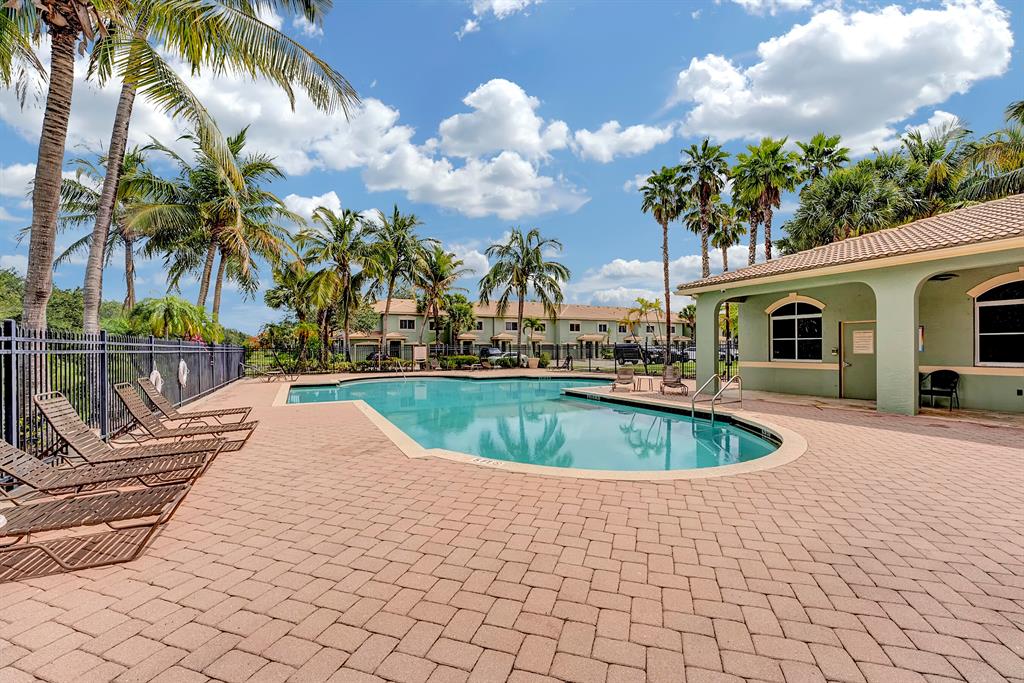 KENSINGTON OF ROYAL PALM BEACH - Residential