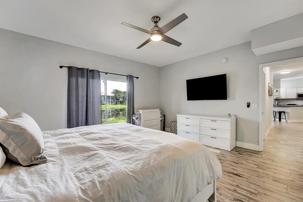 KENSINGTON OF ROYAL PALM BEACH - Residential