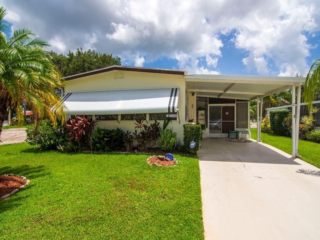 Photo of 12 Santa Maria Court Ct, Port St Lucie, FL 34952 (MLS # R10815407)