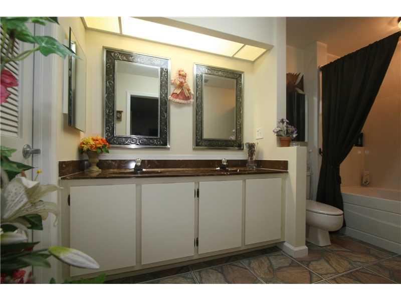 Villas of Monterey - Residential