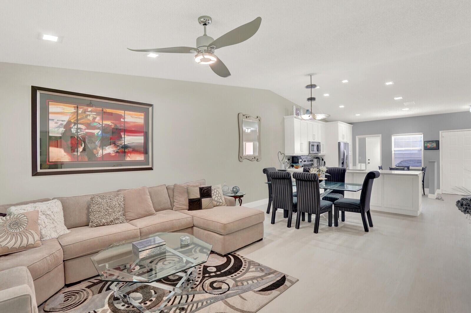 HUNTINGTON POINTE - Residential Lease