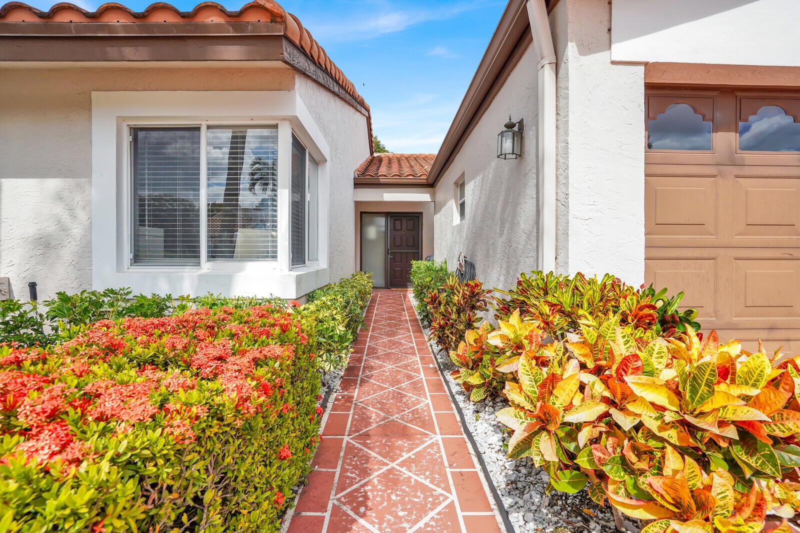 HUNTINGTON POINTE - Residential Lease