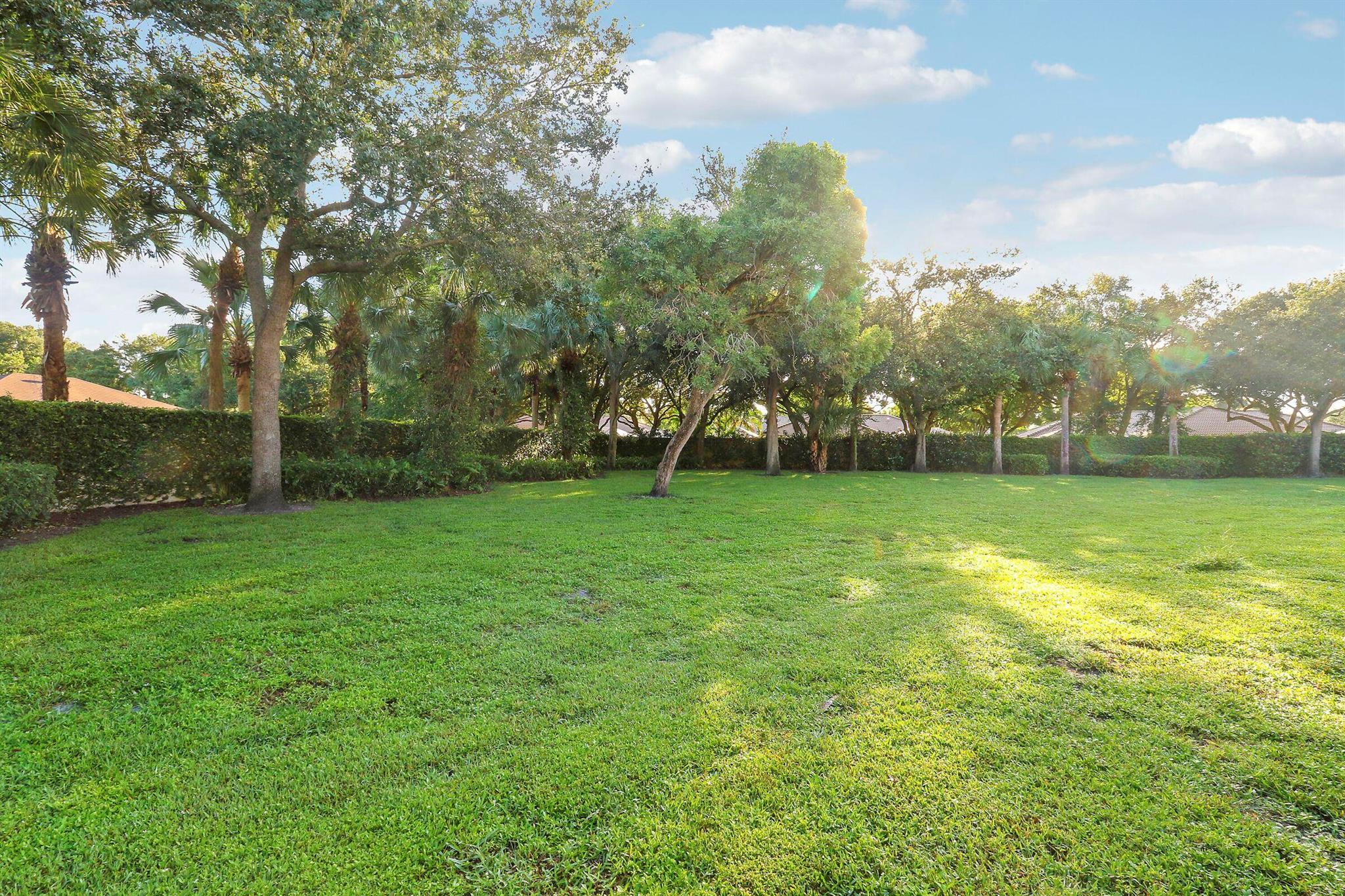 CATALINA LAKES - Residential Lease