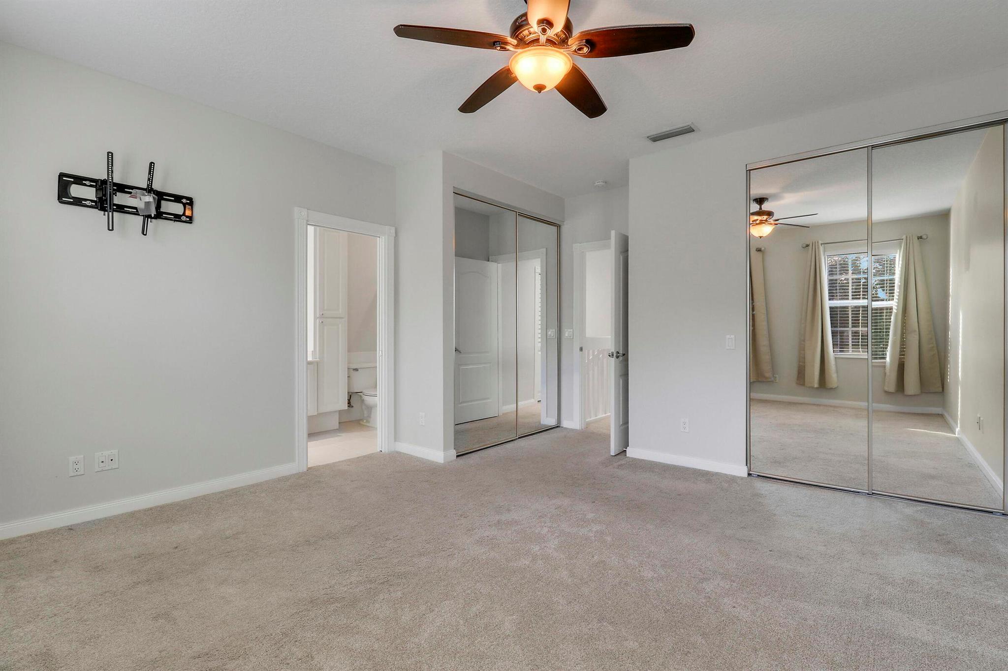 CATALINA LAKES - Residential Lease