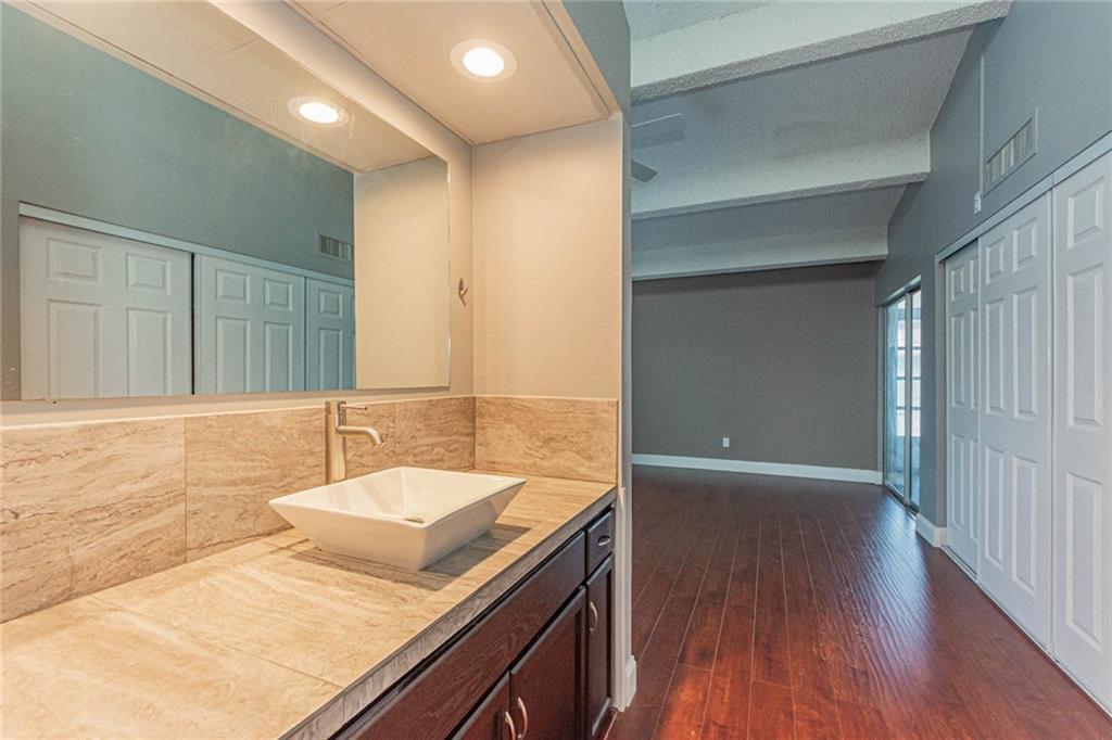 SUTTON PLACE CONDOMINIUM - Residential