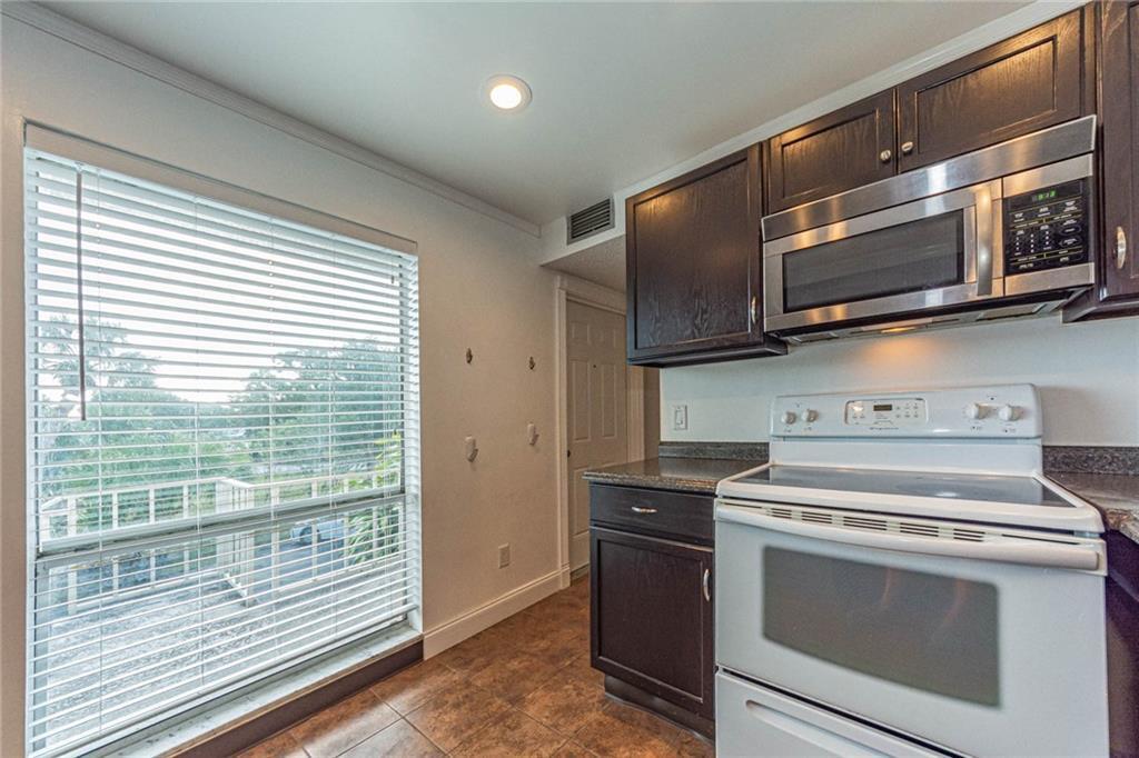 SUTTON PLACE CONDOMINIUM - Residential