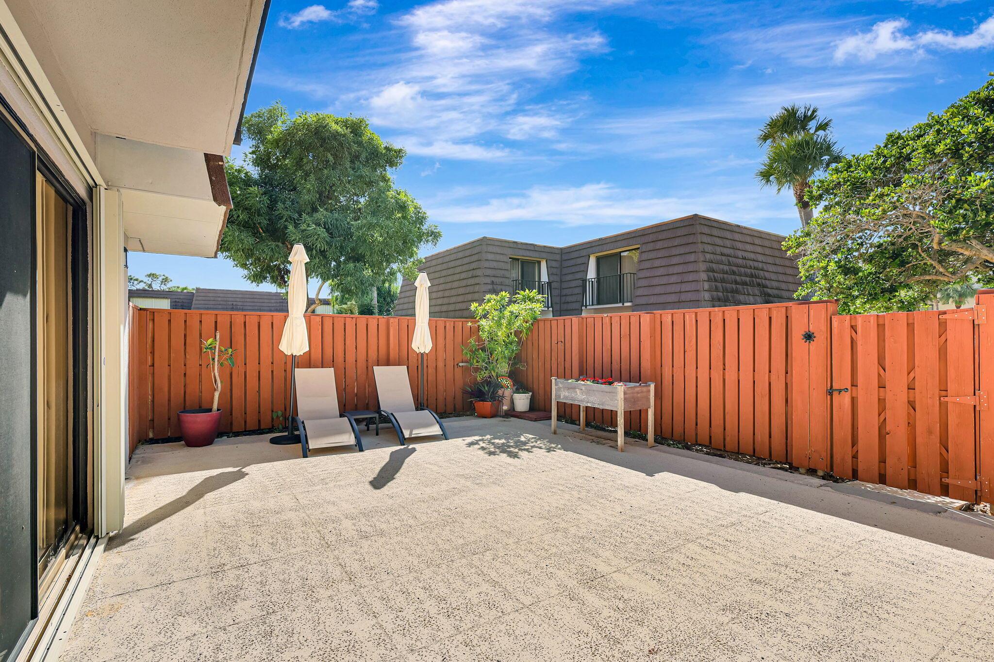 LAKES AT THE BLUFFS - Residential Lease