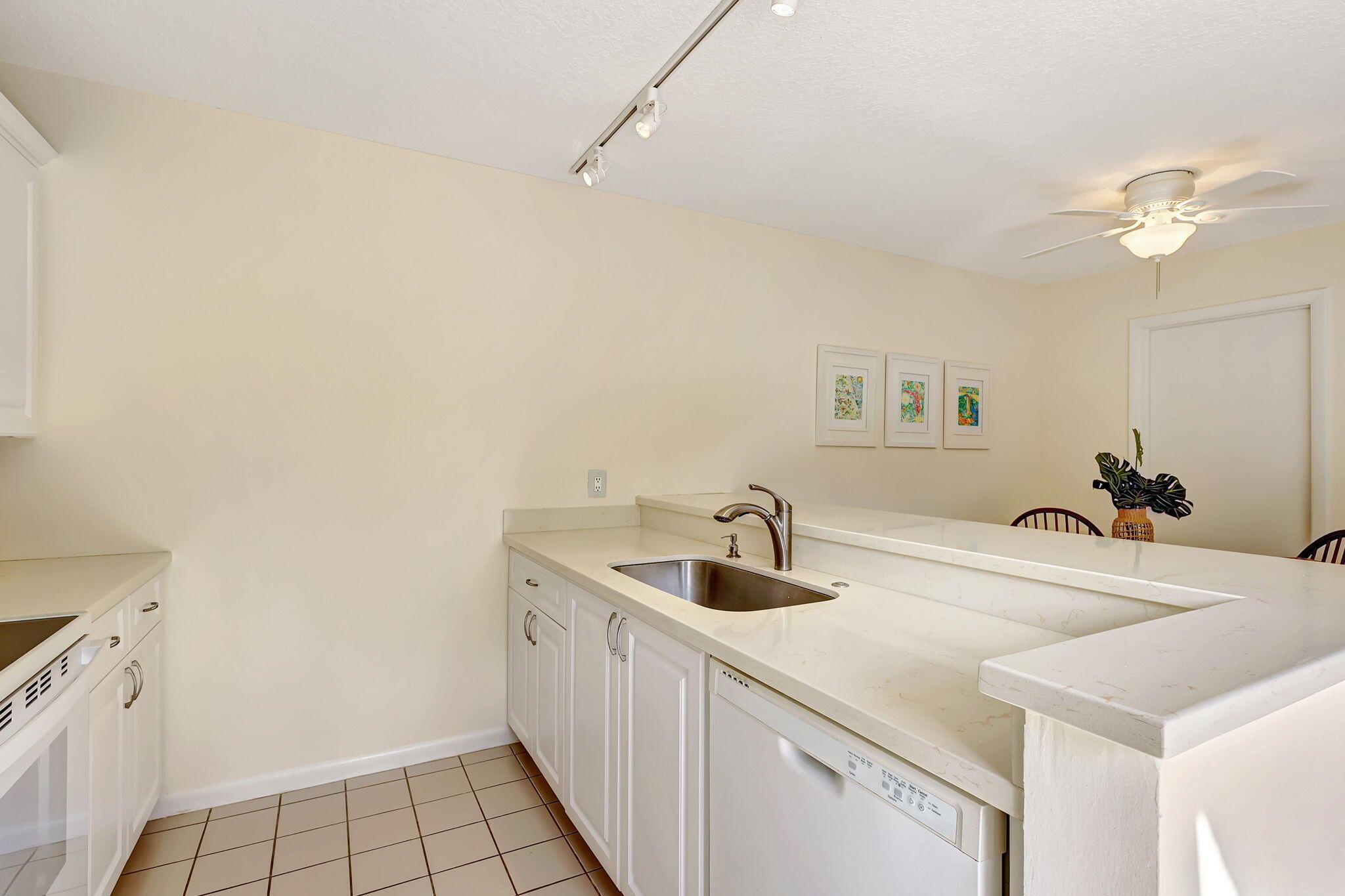 LAKES AT THE BLUFFS - Residential Lease