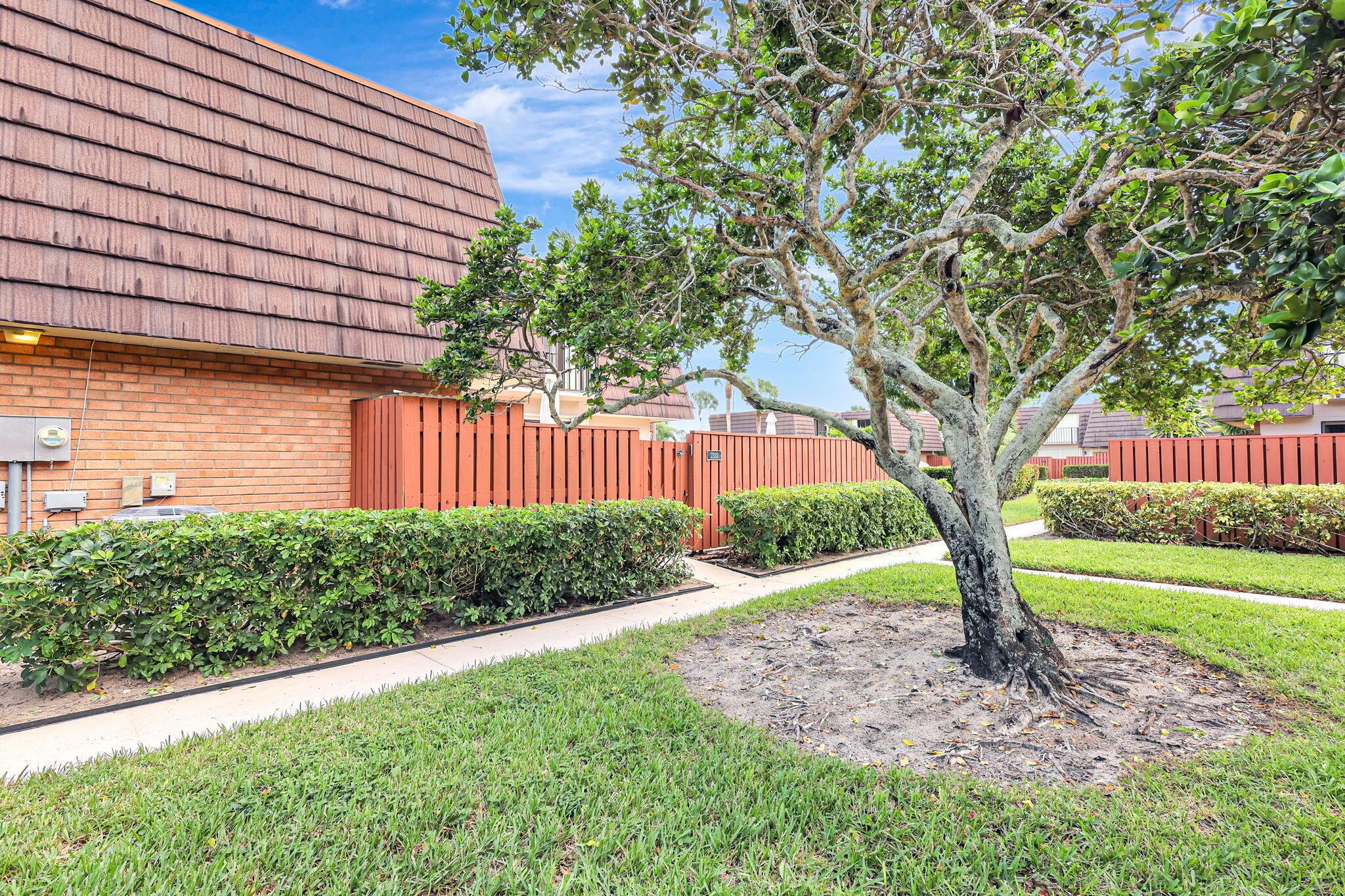 LAKES AT THE BLUFFS - Residential Lease