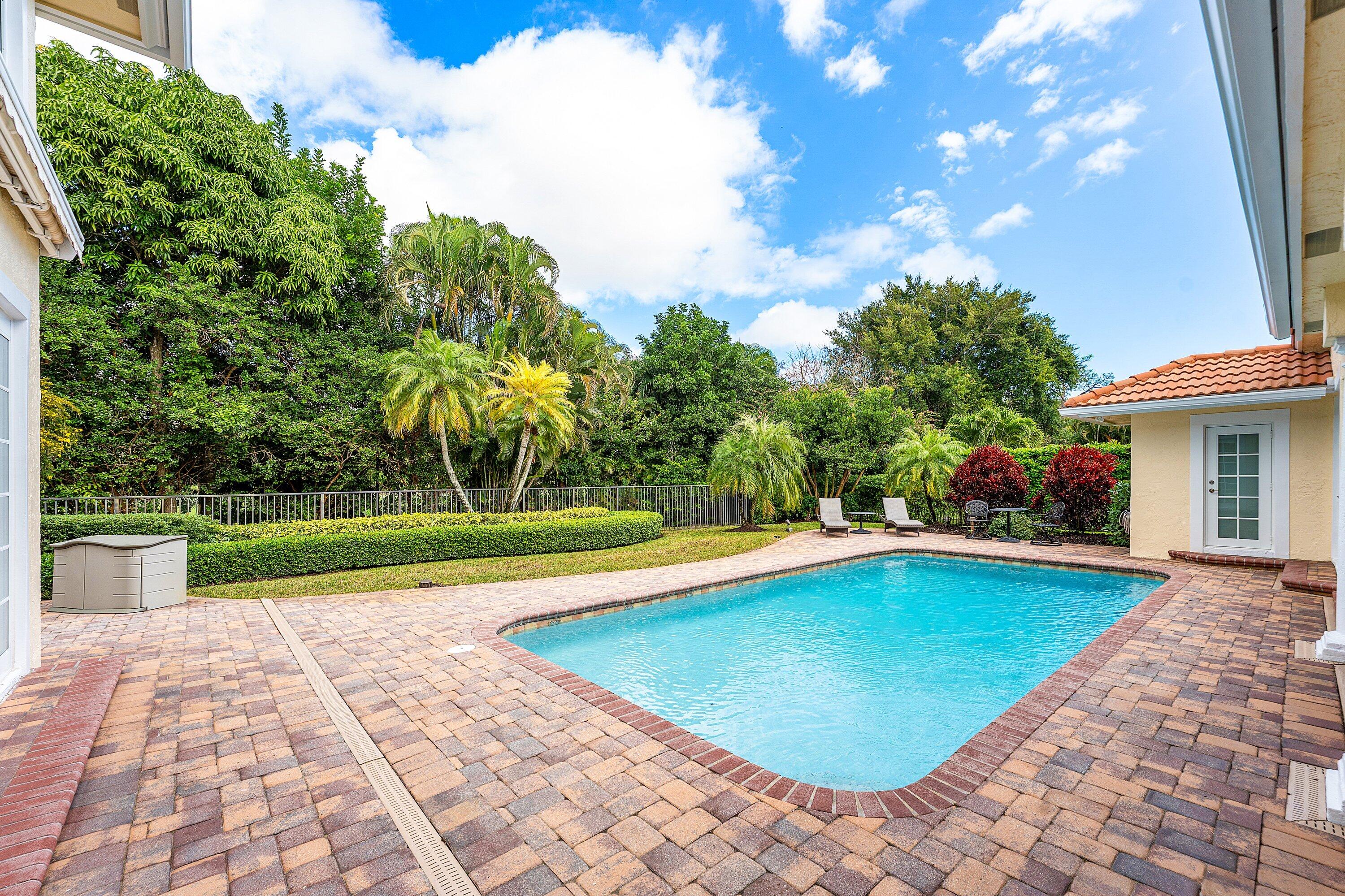 PINE TREE GOLF CLUB - Residential