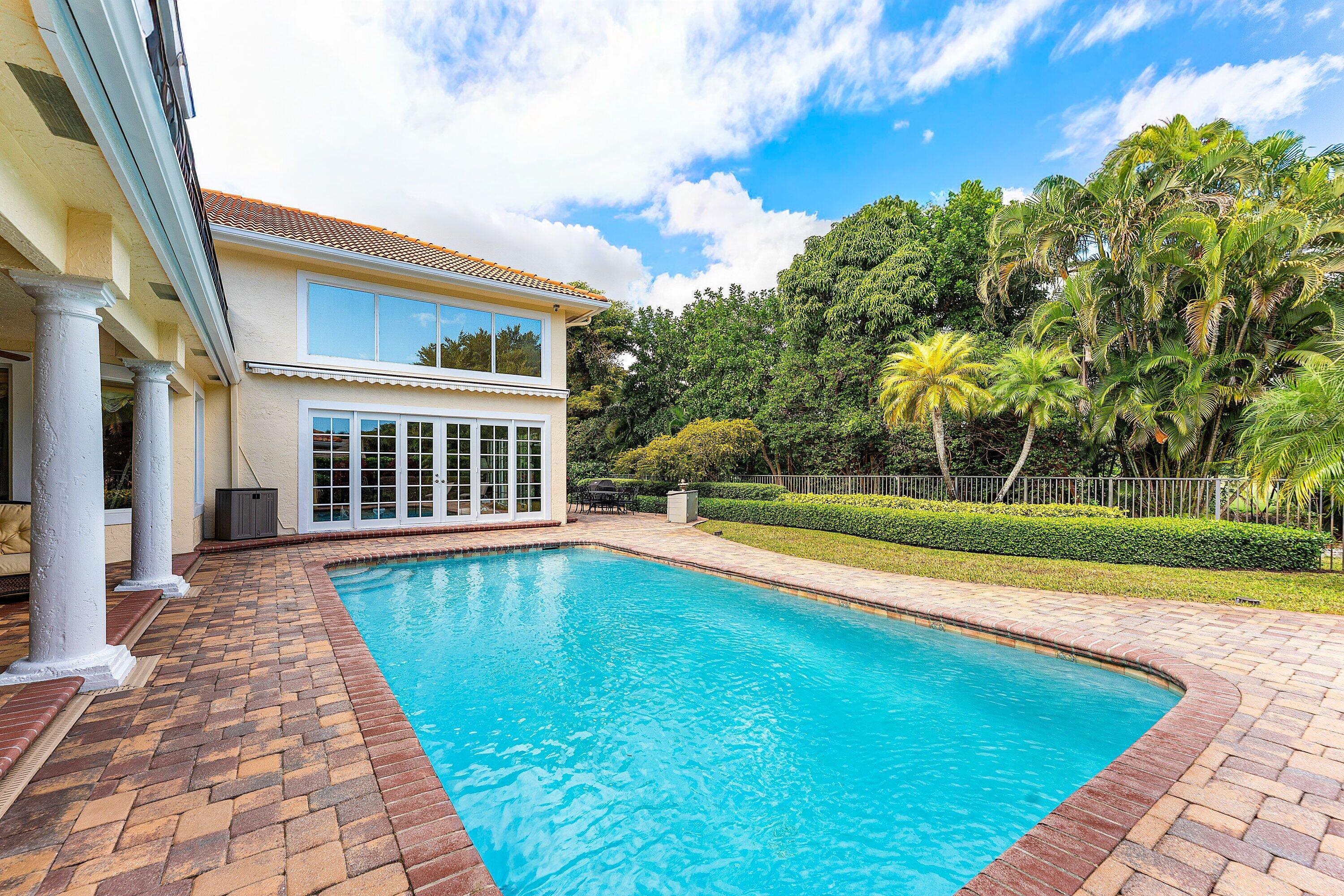 PINE TREE GOLF CLUB - Residential