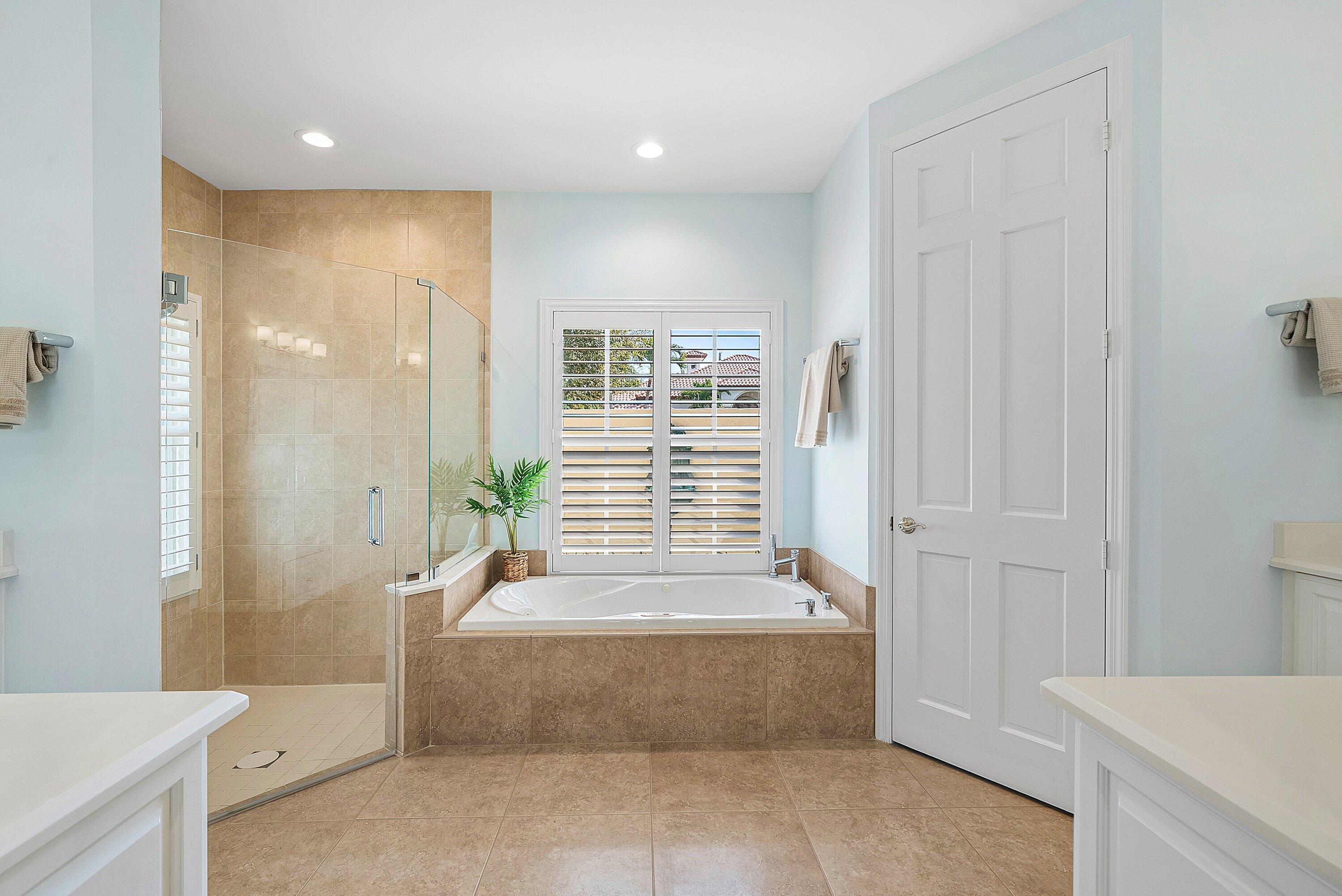 PINE TREE GOLF CLUB - Residential