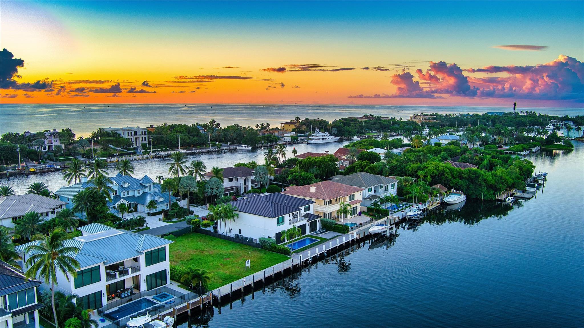 Lake Placid 35-23 B - Land