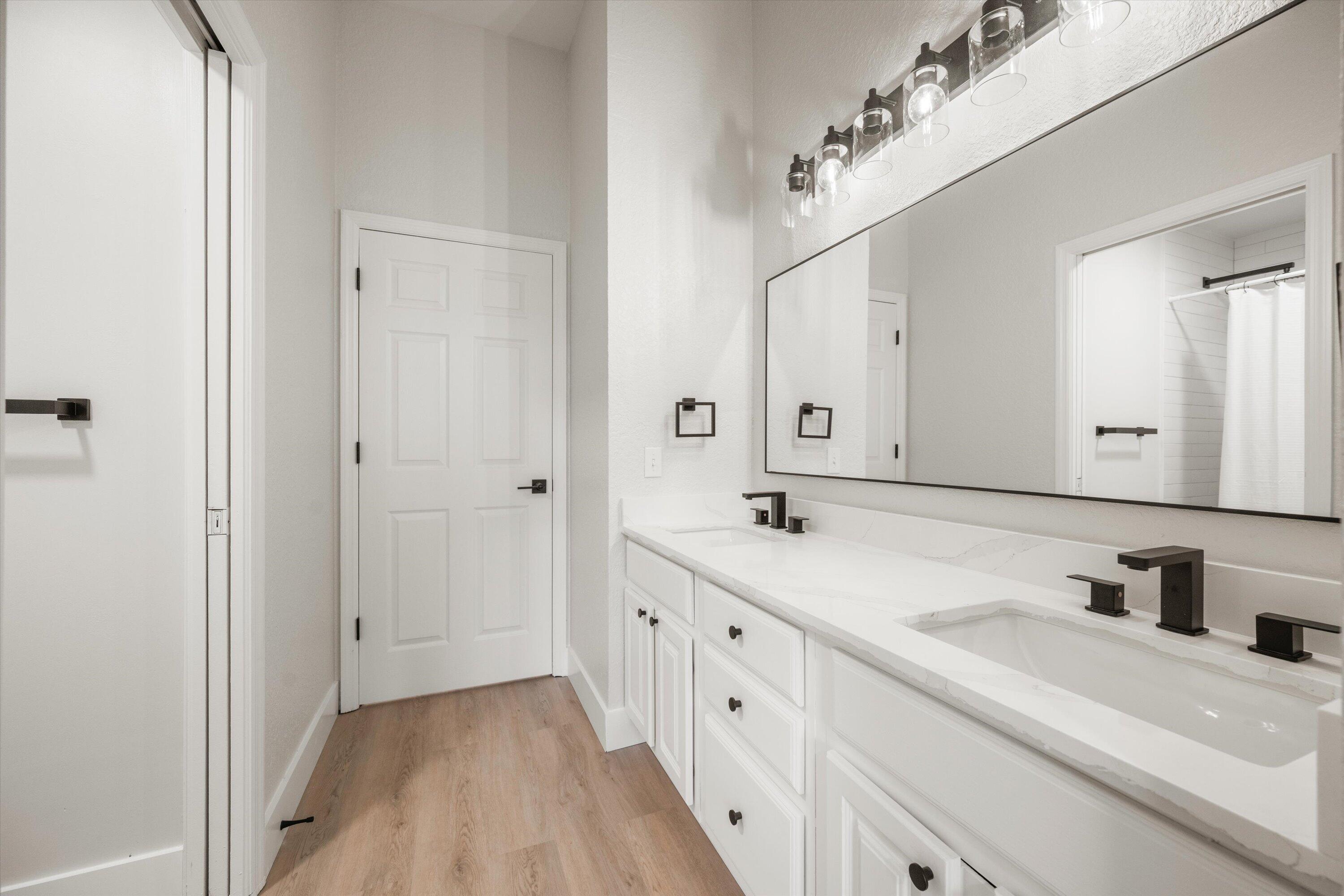 EMERALD FOREST OF WELLINGTON - Residential Lease