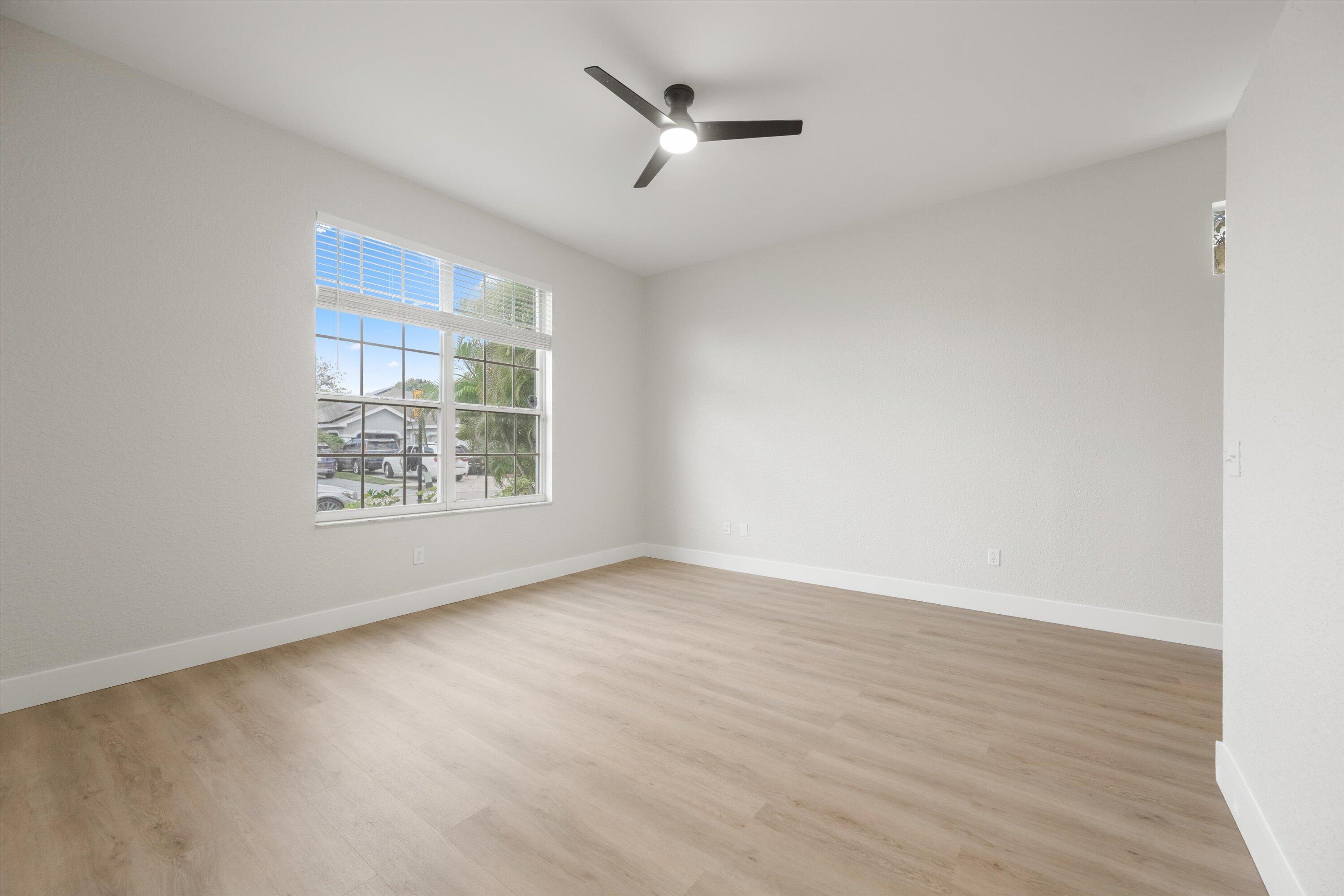 EMERALD FOREST OF WELLINGTON - Residential Lease