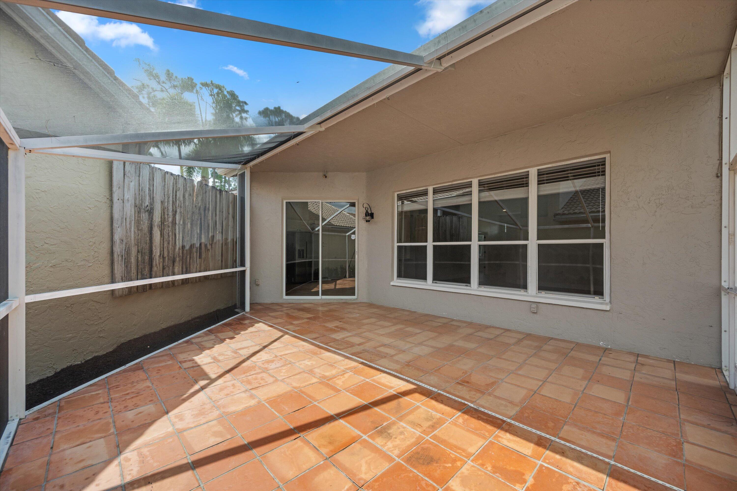 EMERALD FOREST OF WELLINGTON - Residential Lease