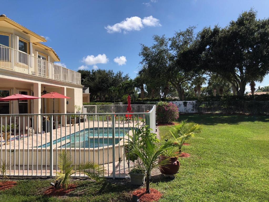 7516 Greenville Circle Circle