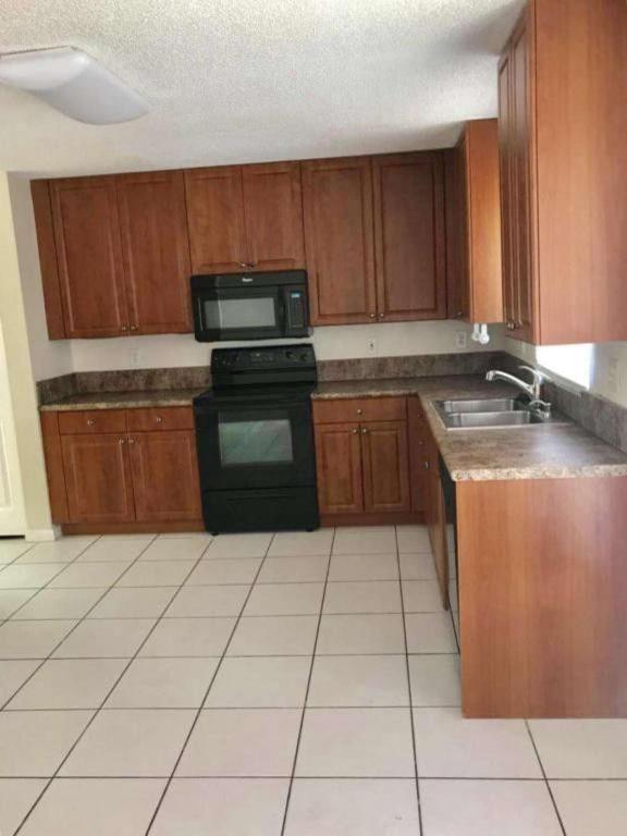 Briar Bay - Residential Lease