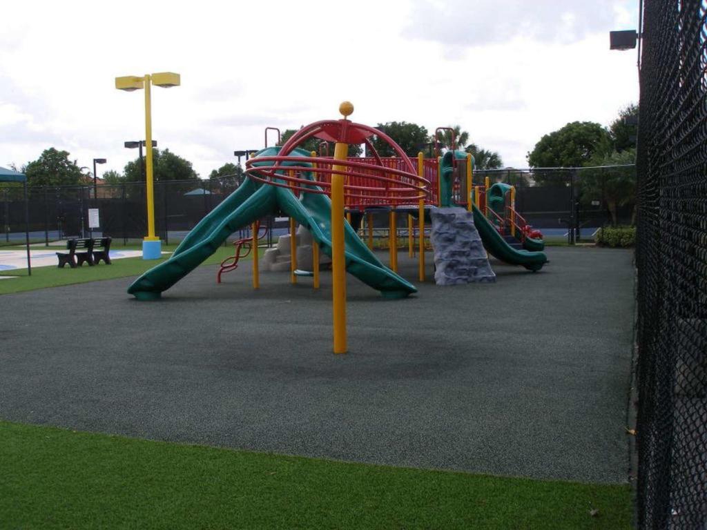 Briar Bay - Residential Lease