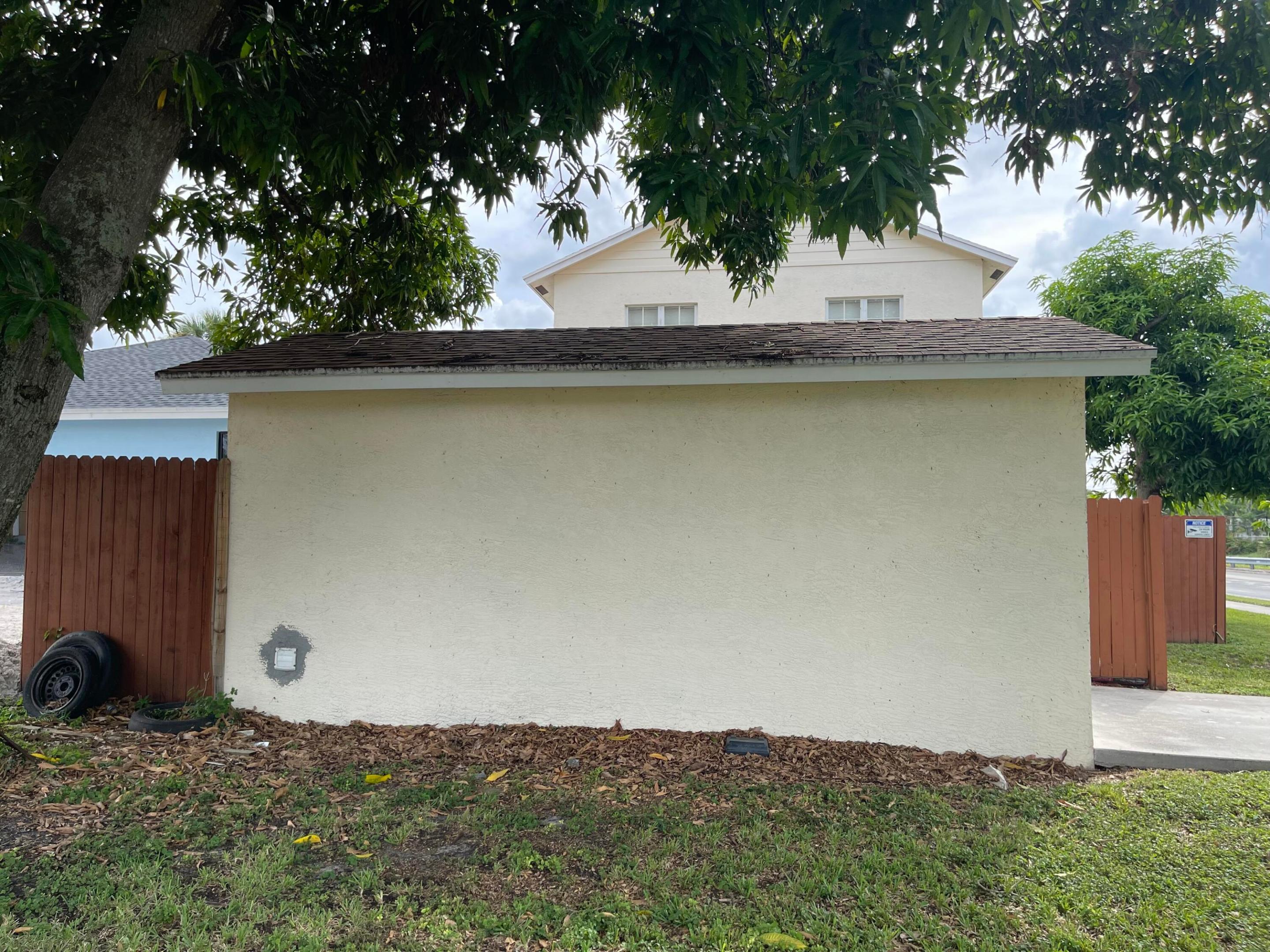 LAKE AVE ADD TO WPB - Residential