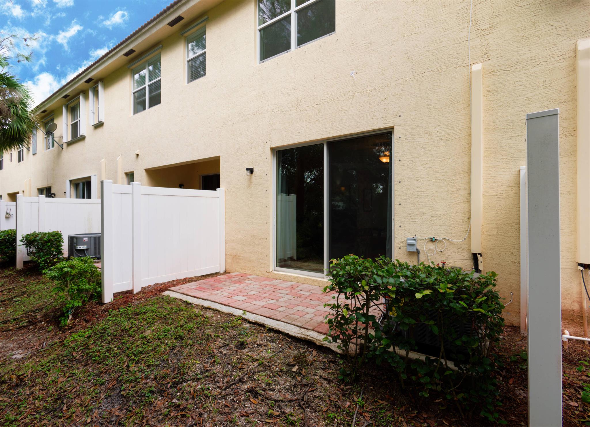 River Marina - Residential