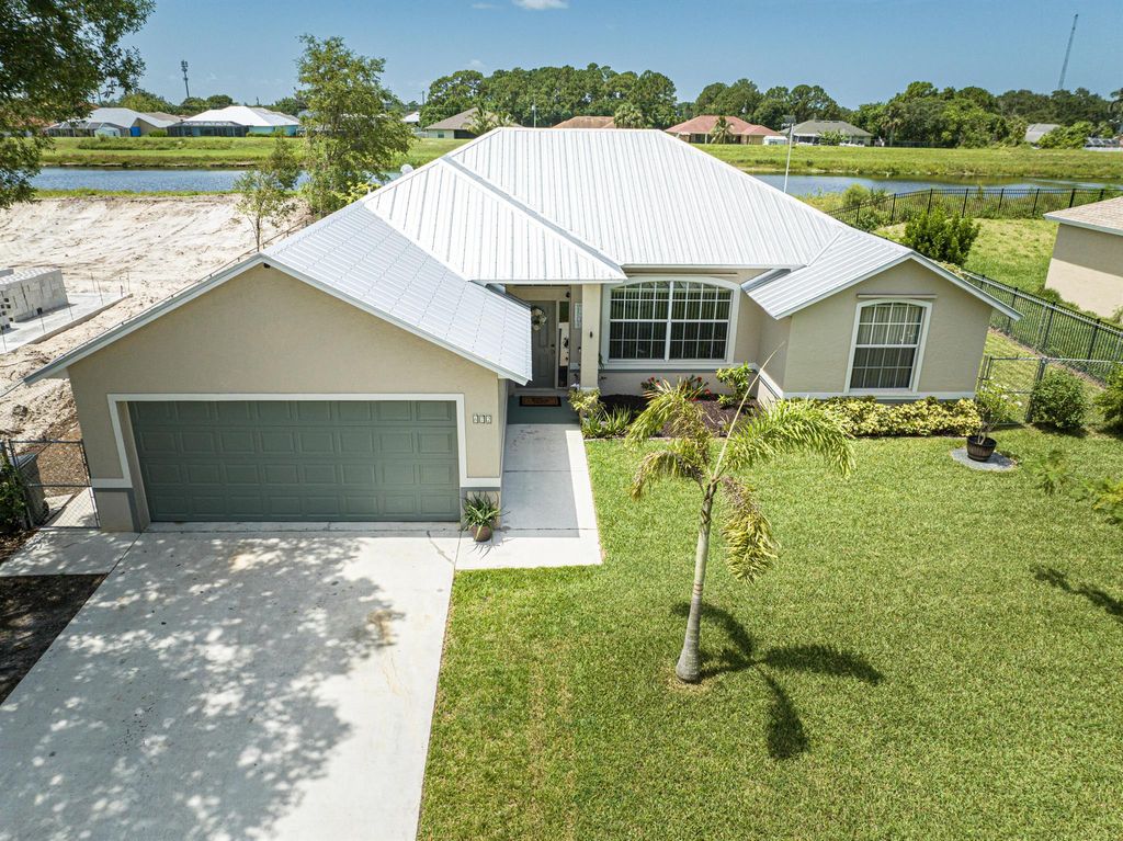 Photo of 672 SW Aster Road, Port St Lucie, FL 34953 (MLS # R10903752)